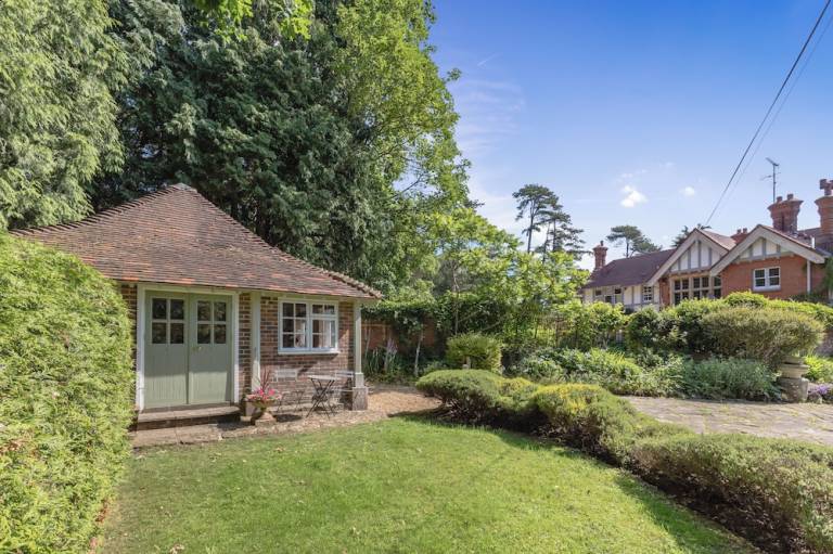 Lodge Burgess Hill