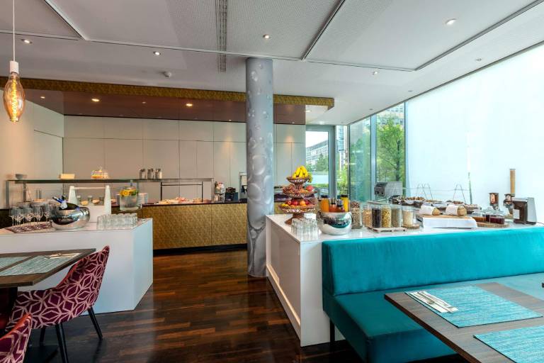 DoubleTree by Hilton Frankfurt Niederrad — photo 5
