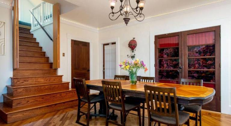 Vacation home with hot tub — photo 4