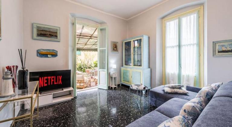 Apartment with pool & hot tub in Santa Margherita Ligure
