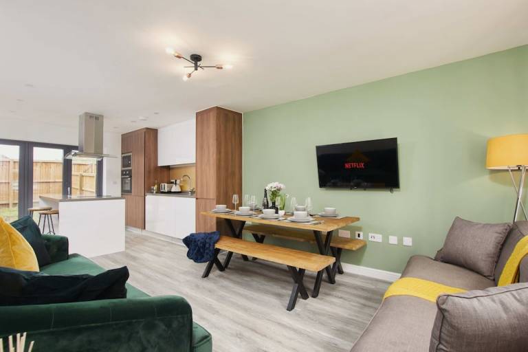 House Ashton-under-Lyne