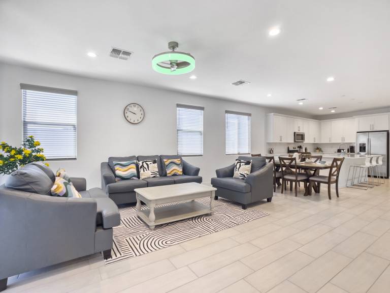 House with garden & private pool in Phoenix, AZ