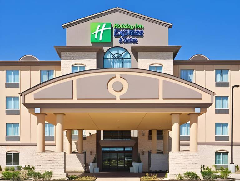 Holiday Inn Express & Suites Dallas East-Fair Park By IHG in Rock Hill, TX
