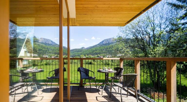 Rental apartment with pool, garden & terrace | Pet-friendly in Koscielisko
