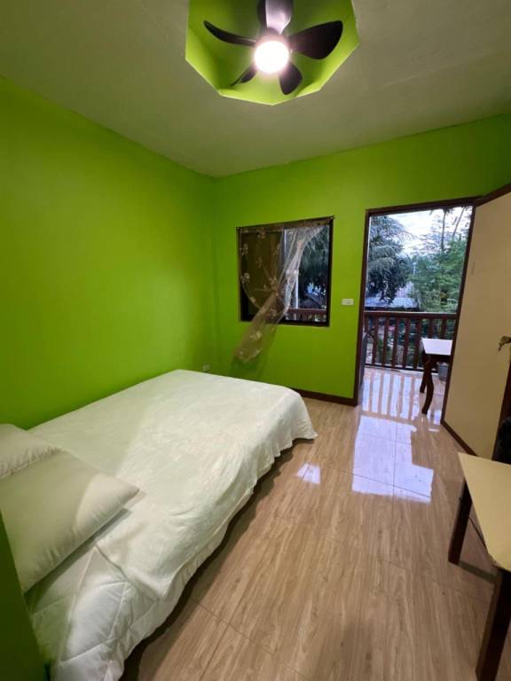 Holiday apartment with garden & grill — photo 2