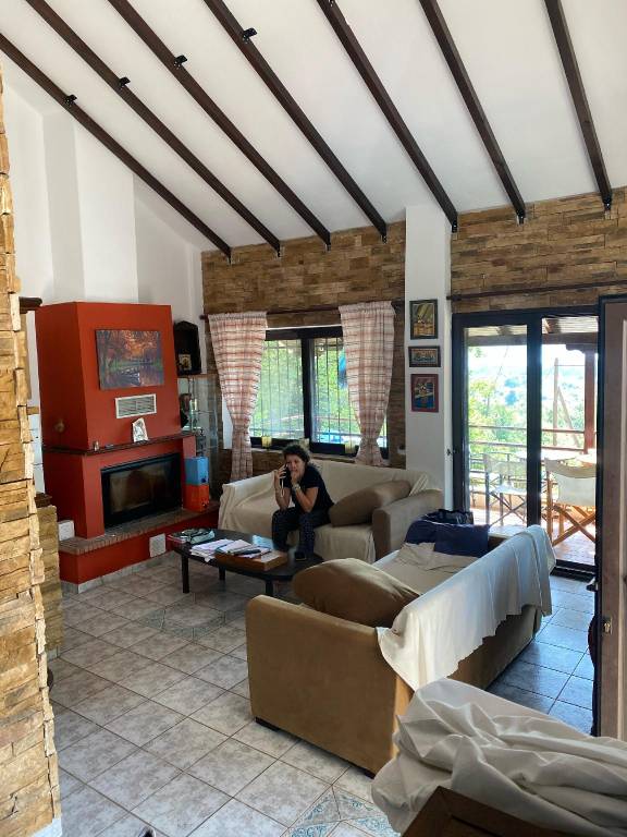 Chalet with 4 rooms for 10 persons — photo 2