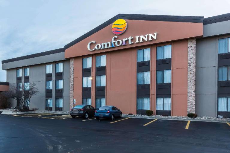 Comfort Inn Alton near I-255 in Alton, IL