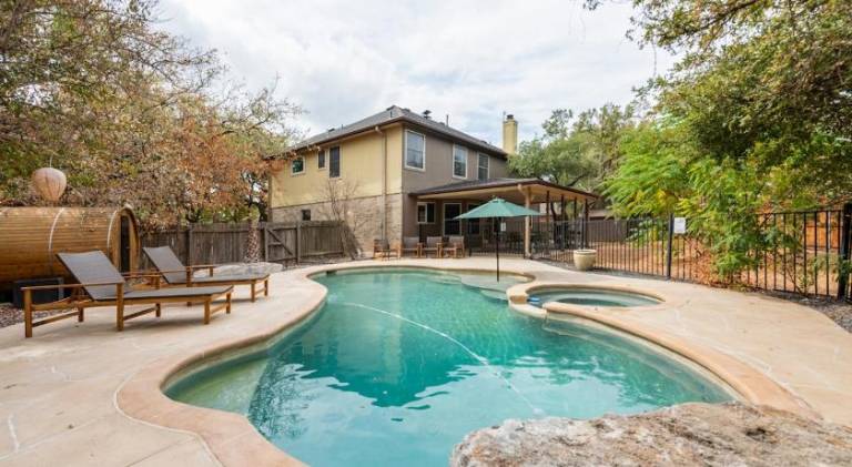 291 m&sup2; Ferienhaus