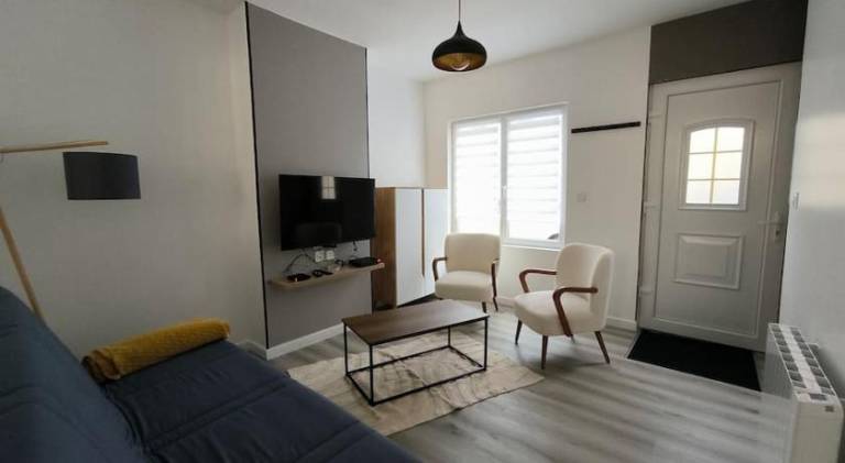 House | Beach nearby | Pet-friendly — photo 2