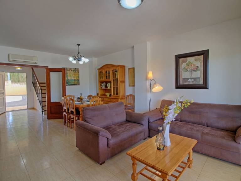 Family-friendly house with patio, barbecue & private pool | Mountain view | Pet-friendly — photo 3
