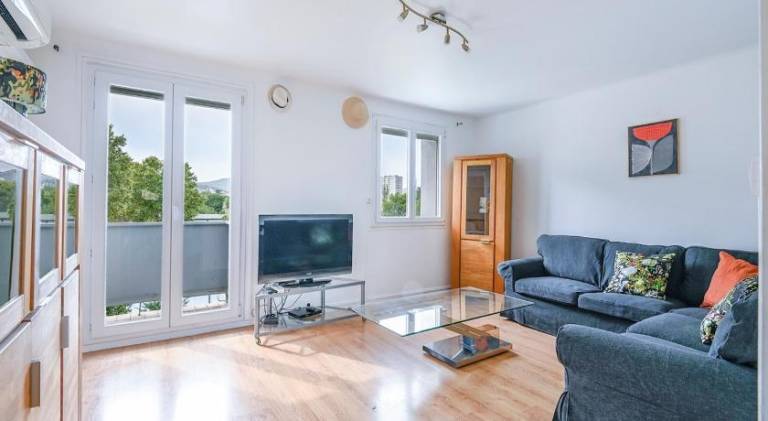 Holiday apartment with 1 room for 4 persons in Marseille