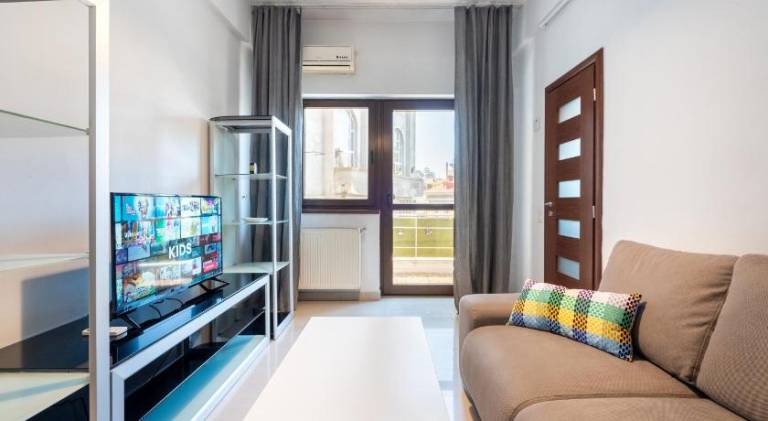 Modern and Spacious Apartment-Prime Location Old Town Bucharest in Bucharest