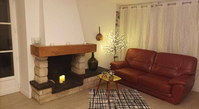 House with 2 rooms for 6 persons in Chateauroux