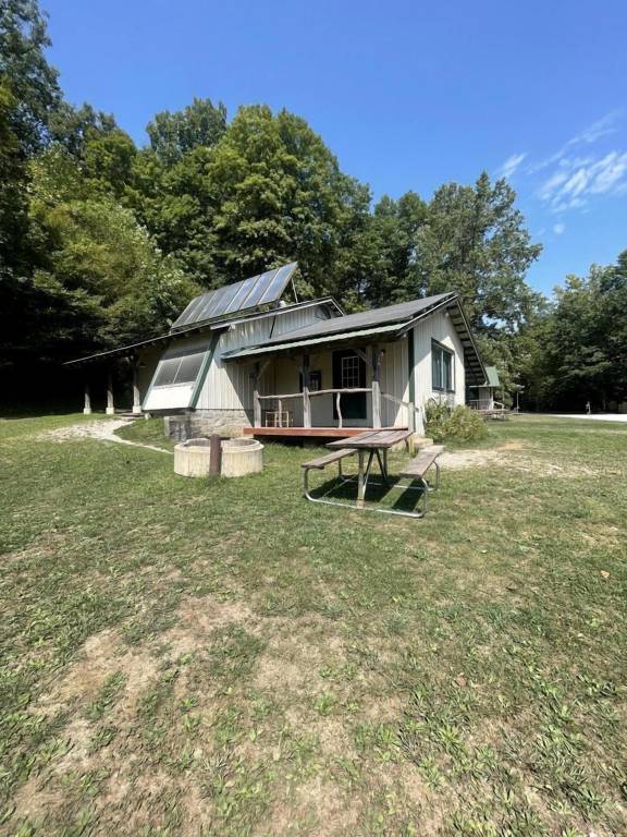 Cabin Van Buren Township