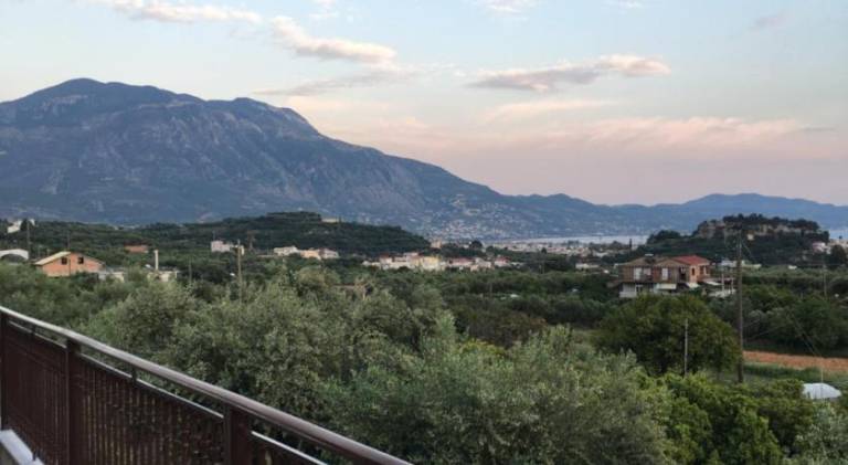 House with garden & terrace in Kalamata