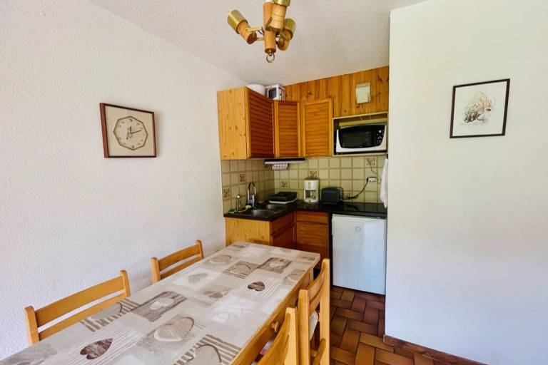 Holiday apartment with 1 room for 5 persons — photo 4