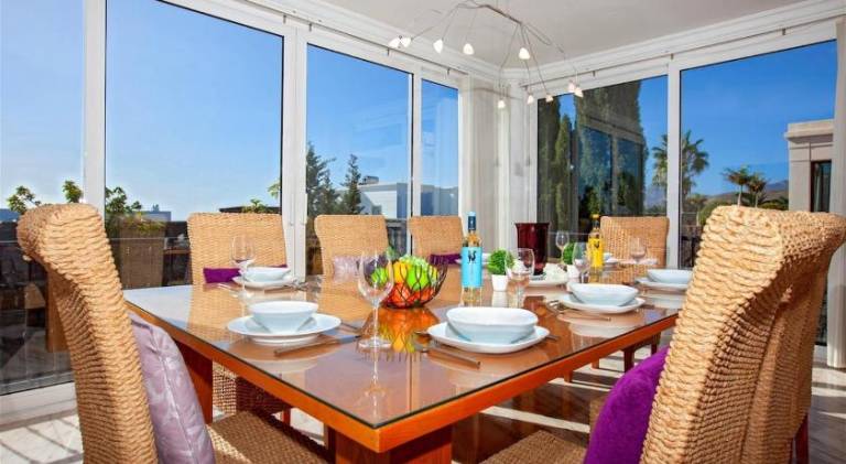 Villa with pool | Pet-friendly — photo 4