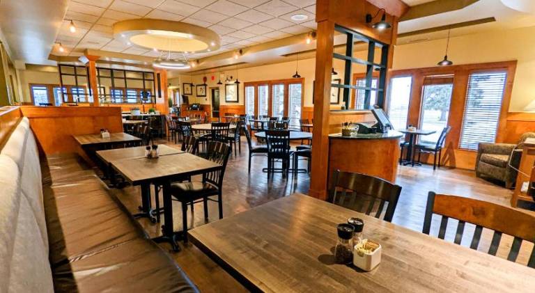 Neighbourhood Inn Hotels in Bonnyville — photo 3
