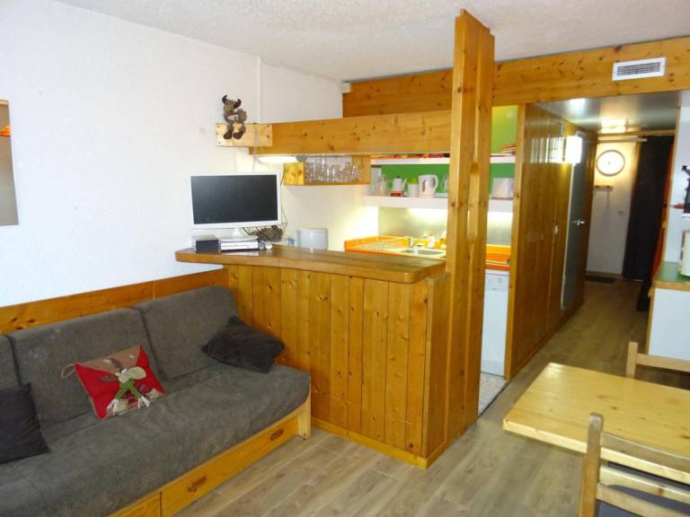 100m from resort center, 8th floor, balcony, tv, 42m², Les Arcs — photo 4