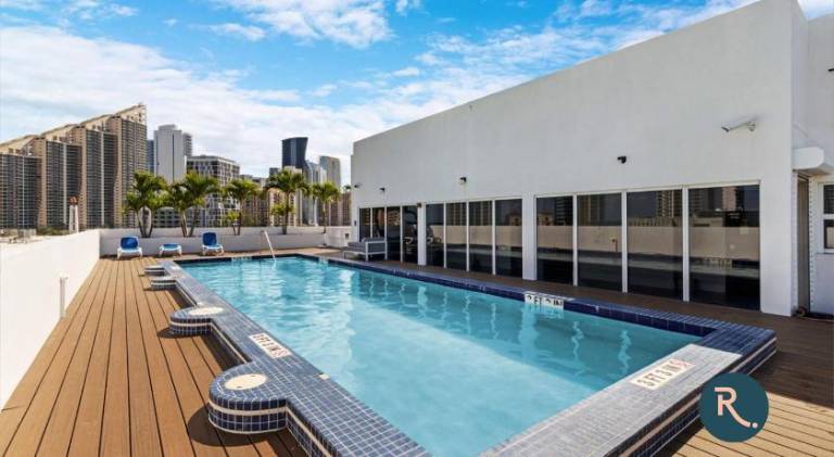 Roami at Sunny Isles in Aventura, FL