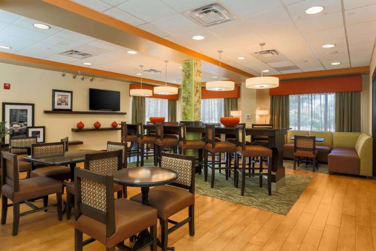 Hampton Inn Nanuet — photo 3