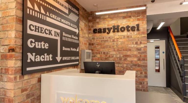Easyhotel Reading — photo 5