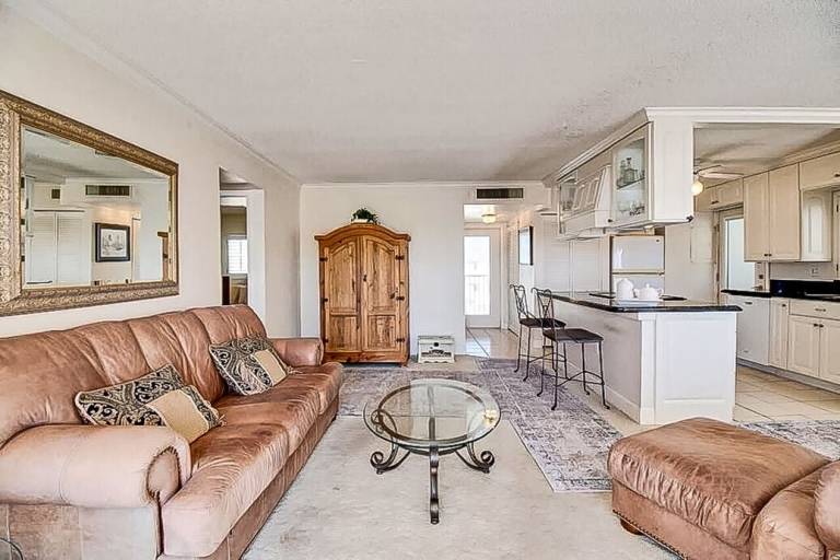 Condo Naples