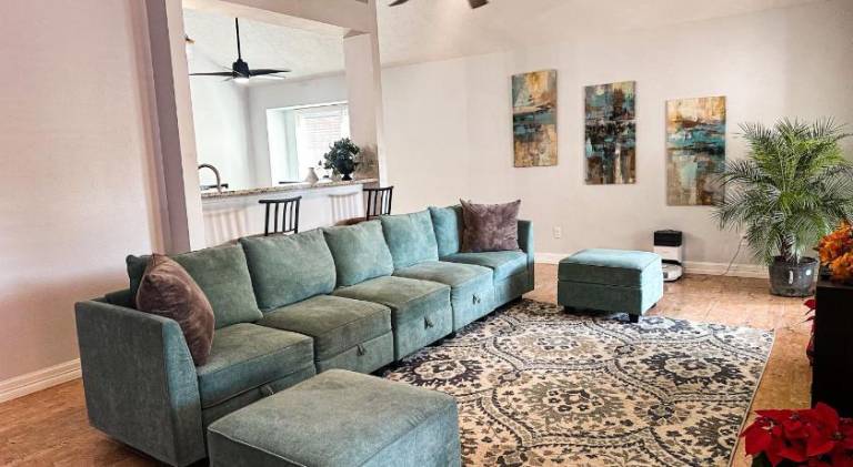 Vacation home with jacuzzi | Pets allowed — photo 4