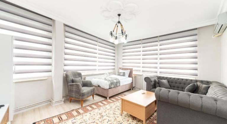 Beautiful serviced apartment with patio | Close to Hagia Sophia | Pet-friendly — photo 2