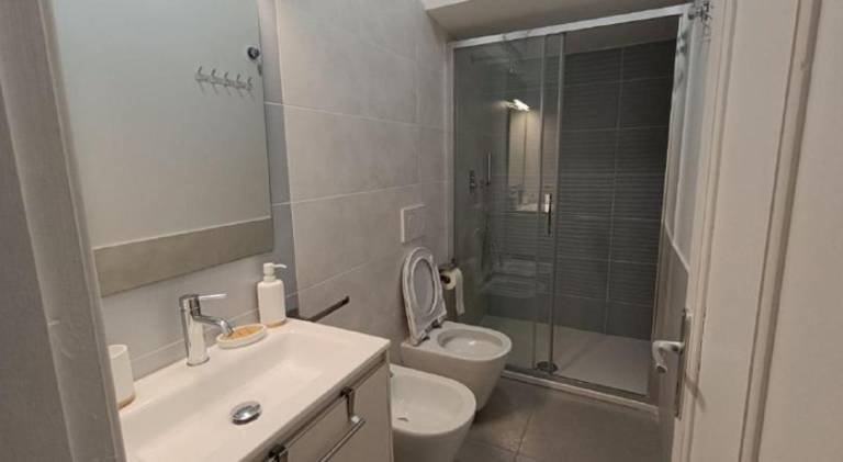 Rental apartment with 2 rooms for 4 persons — photo 2