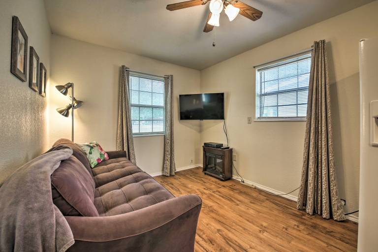 Cozy Canyon Lake Cottage: 1 Mi to Guadalupe River! — photo 5