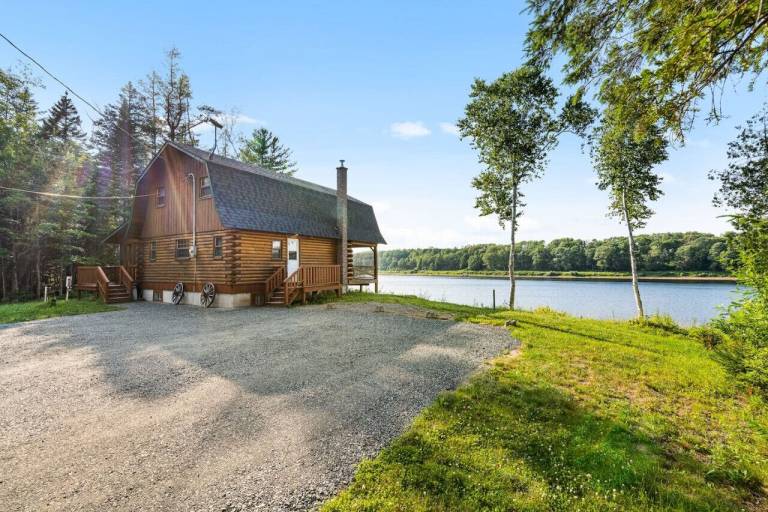 Cabin  Miramichi
