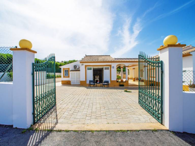 Ferienhaus in Paderne, Algarve für max. 4 Gäste