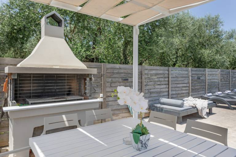 Villa | Garden view — photo 2