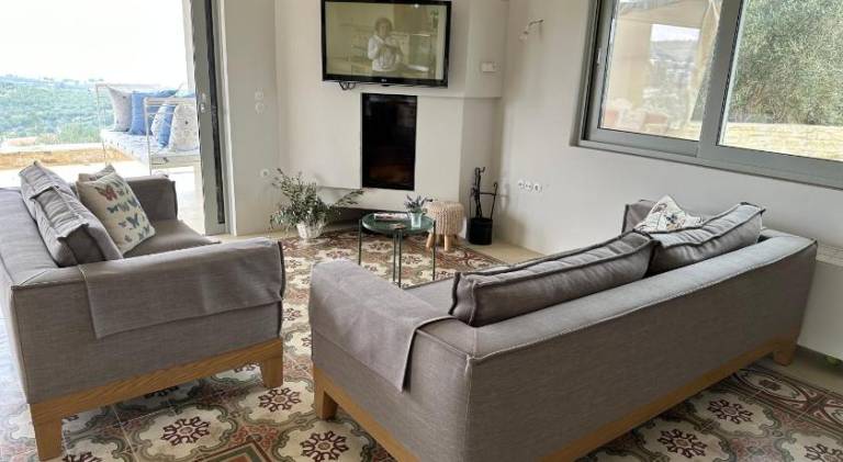 Wonderful vacation home with yard & patio | Pets allowed — photo 3
