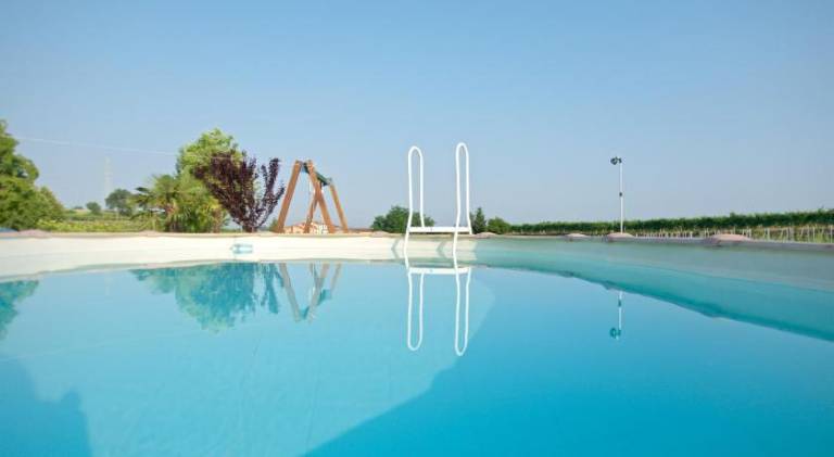 Farm with BBQ, private pool & terrace — photo 3