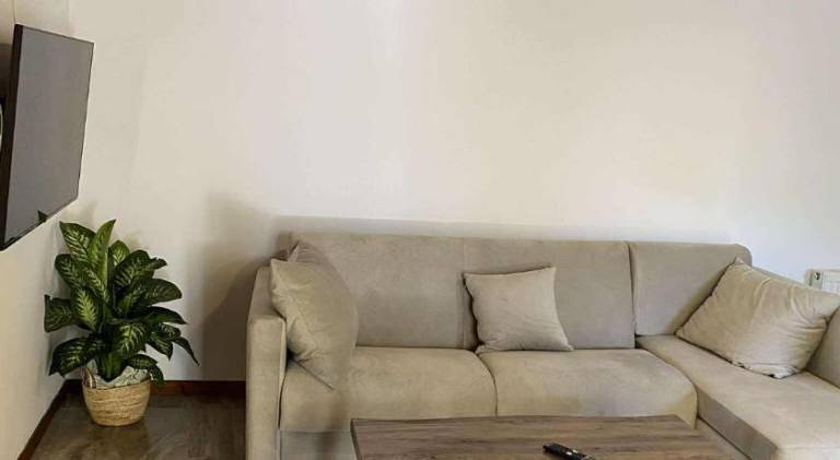 Eleni's house — photo 3