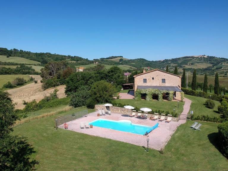 Villa Montecatini Val di Cecina