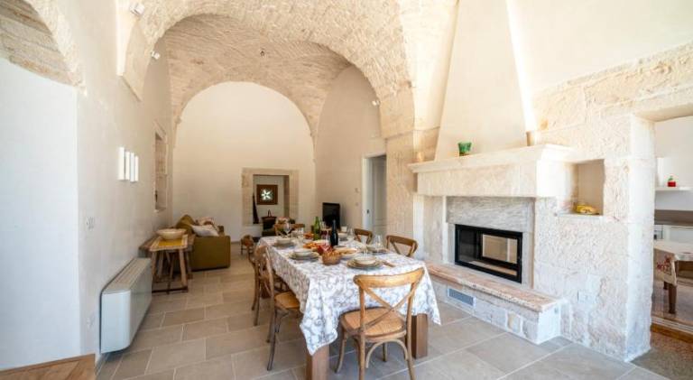 Villa with 5 rooms for 10 persons — photo 3
