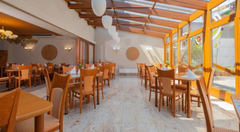 Hotel Mohelnice — photo 2