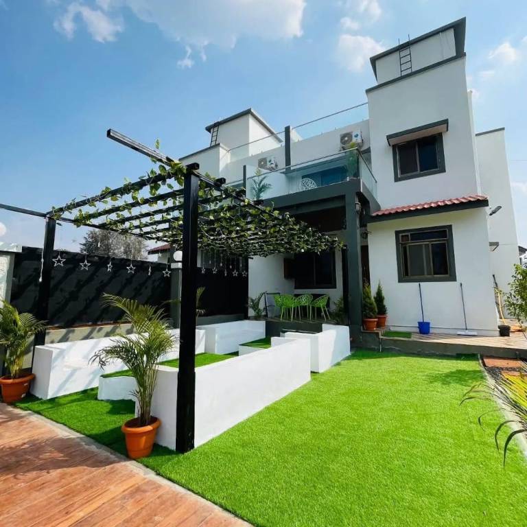 Villa with pool & garden — photo 5