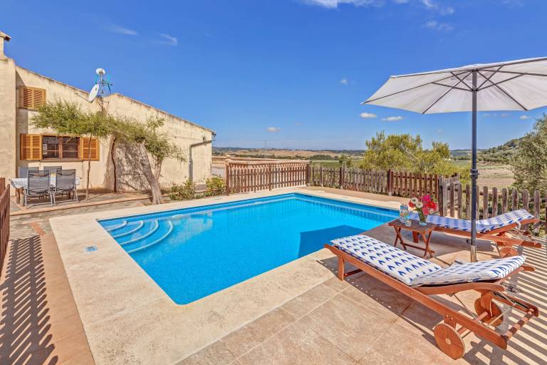Finca "Es Turó Des Bessons" with Panoramic View and Pool — photo 2