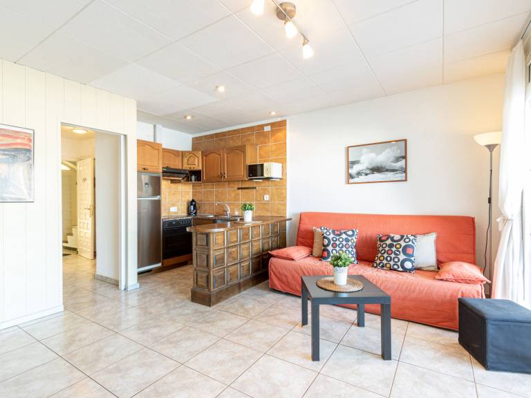 Fully equipped wonderful holiday apartment with terrace & garden | Close to the beach | Pet-friendly — photo 3