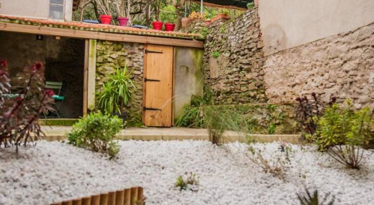 Vacation home with 2 rooms for 4 persons in Carcassonne
