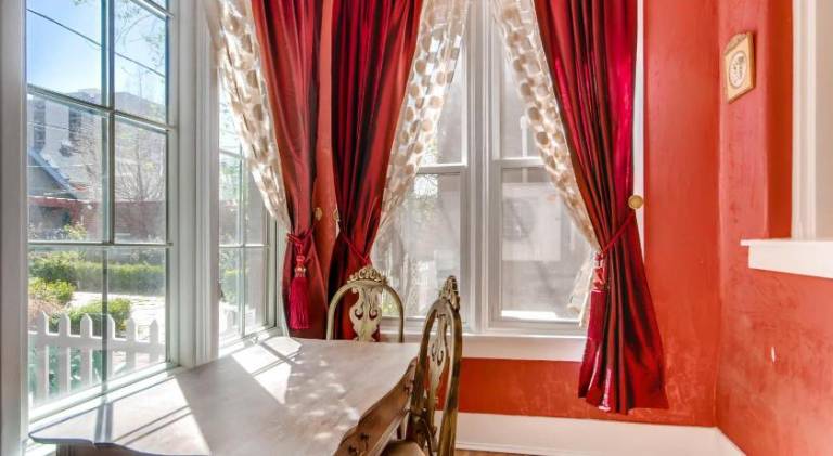 The Holiday Chalet Victorian — photo 2