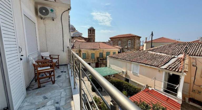 Holiday apartment with terrace — photo 4