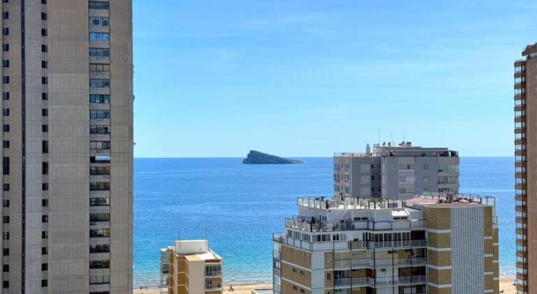 Wonderful rental apartment with terrace, pool & garden | Beach nearby | Pet-friendly in Benidorm