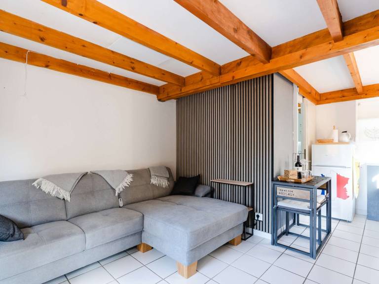 Charming villa with pool | Pets allowed — photo 2