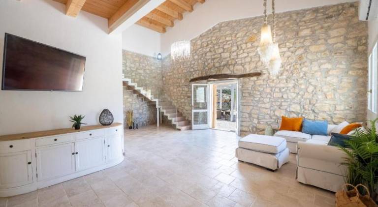Lovely villa with pool | Pet-friendly — photo 4