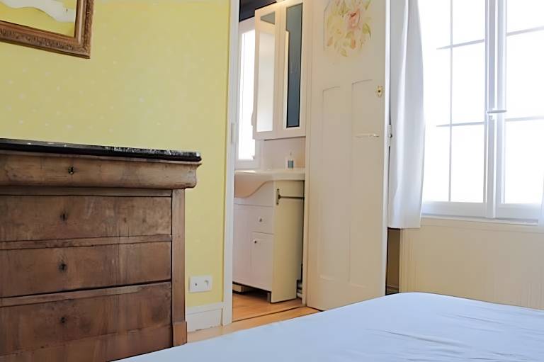 Family-friendly villa with BBQ, fast internet & patio | Sea view | Next to the beach | Pet-friendly — photo 3